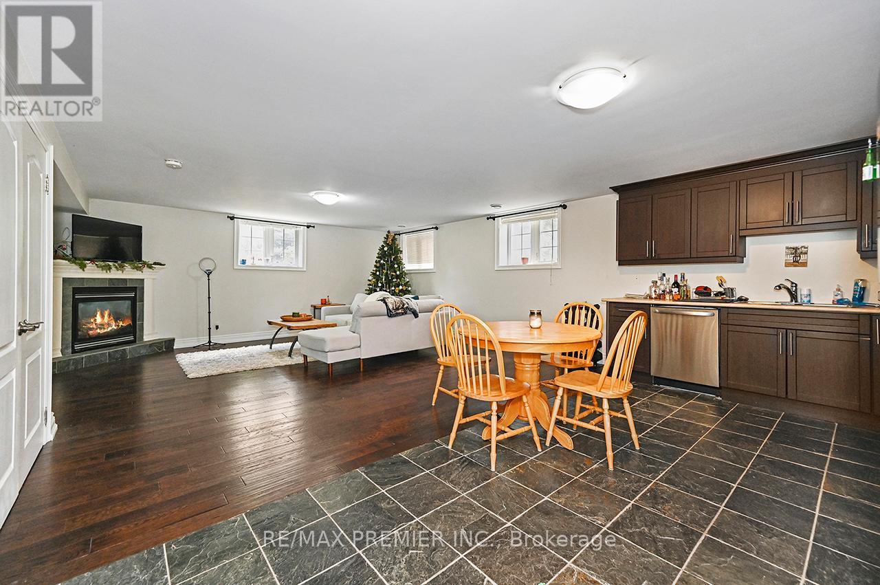 Bsmt - 916 Scarlett Road, Toronto, Ontario  M9P 2V4 - Photo 4 - W13455186