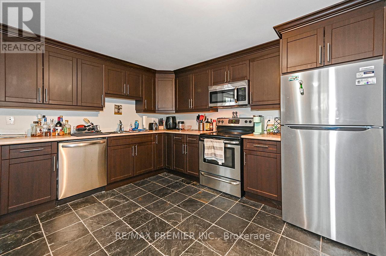 Bsmt - 916 Scarlett Road, Toronto, Ontario  M9P 2V4 - Photo 8 - W13455186