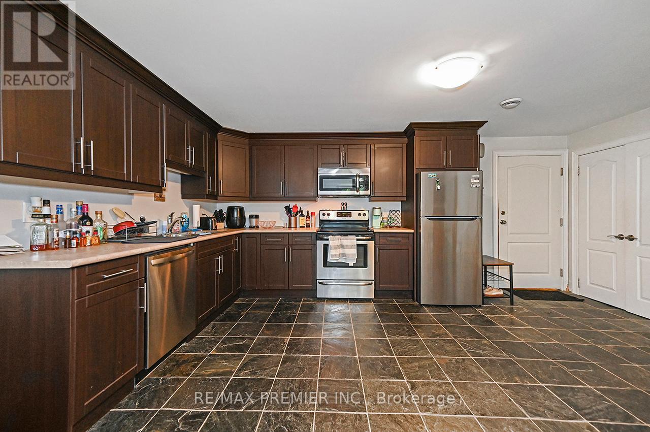 Bsmt - 916 Scarlett Road, Toronto, Ontario  M9P 2V4 - Photo 9 - W13455186
