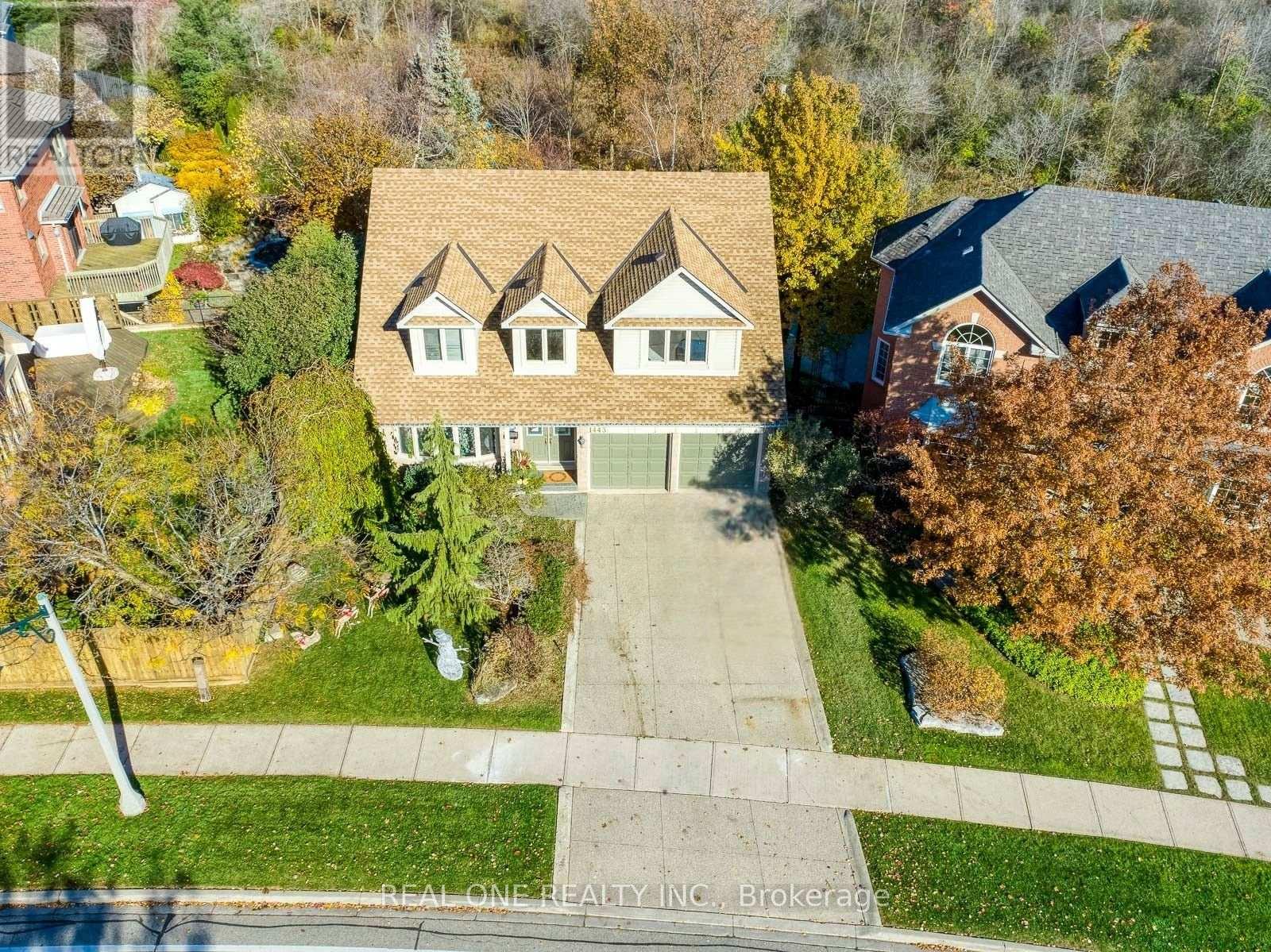 1443 BAYSHIRE DRIVE, Oakville, Ontario