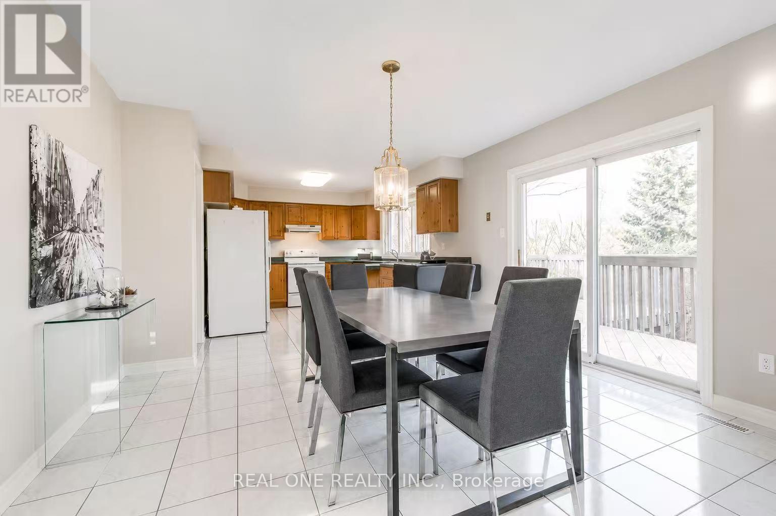 1443 Bayshire Drive, Oakville, Ontario  L6H 6E8 - Photo 16 - W13455220