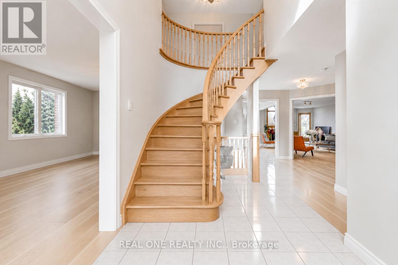 1443 Bayshire Drive, Oakville, Ontario  L6H 6E8 - Photo 20 - W13455220