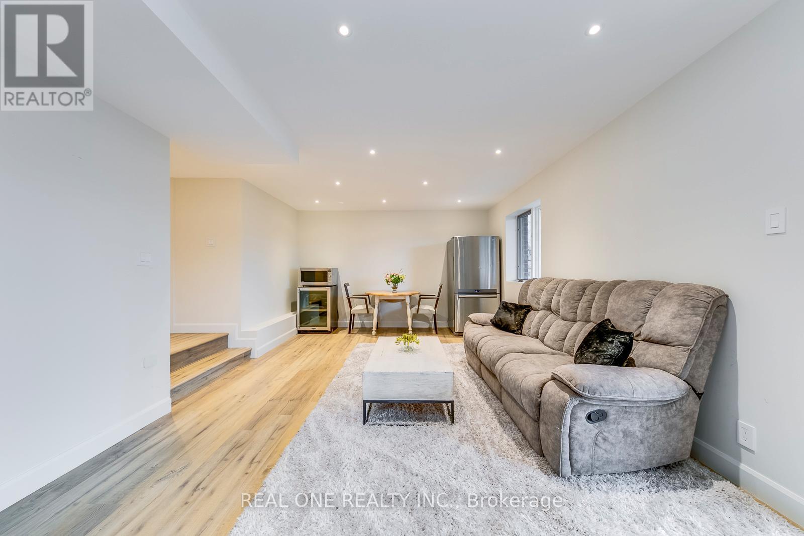 1443 Bayshire Drive, Oakville, Ontario  L6H 6E8 - Photo 29 - W13455220
