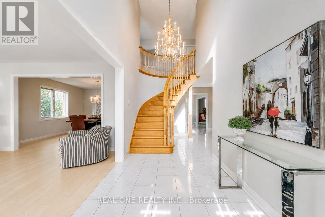 1443 Bayshire Drive, Oakville, Ontario  L6H 6E8 - Photo 6 - W13455220