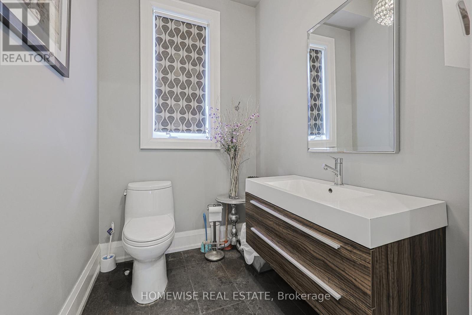 B - 609 Marlee Avenue, Toronto, Ontario  M6B 3J6 - Photo 8 - W13455230