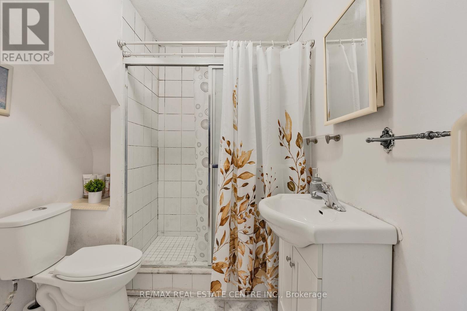 15 Cliff Street, Toronto, Ontario  M6N 4L7 - Photo 20 - W13455242