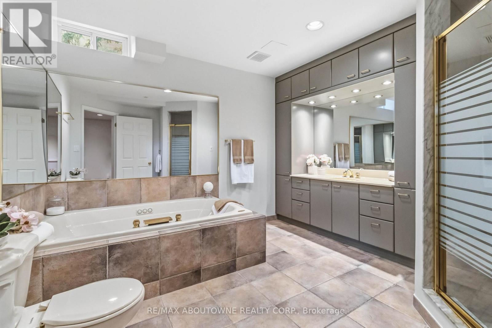 281 Leacock Avenue, Oakville, Ontario  L6H 5J3 - Photo 35 - W13455268