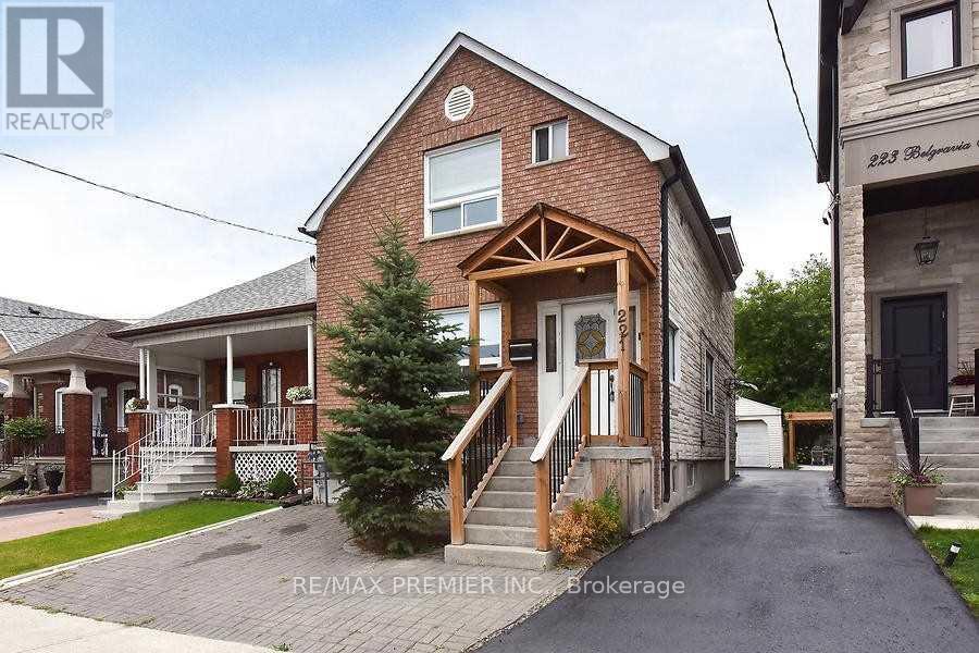 221 Belgravia Avenue, Toronto, Ontario  M6E 2M9 - Photo 2 - W13455278