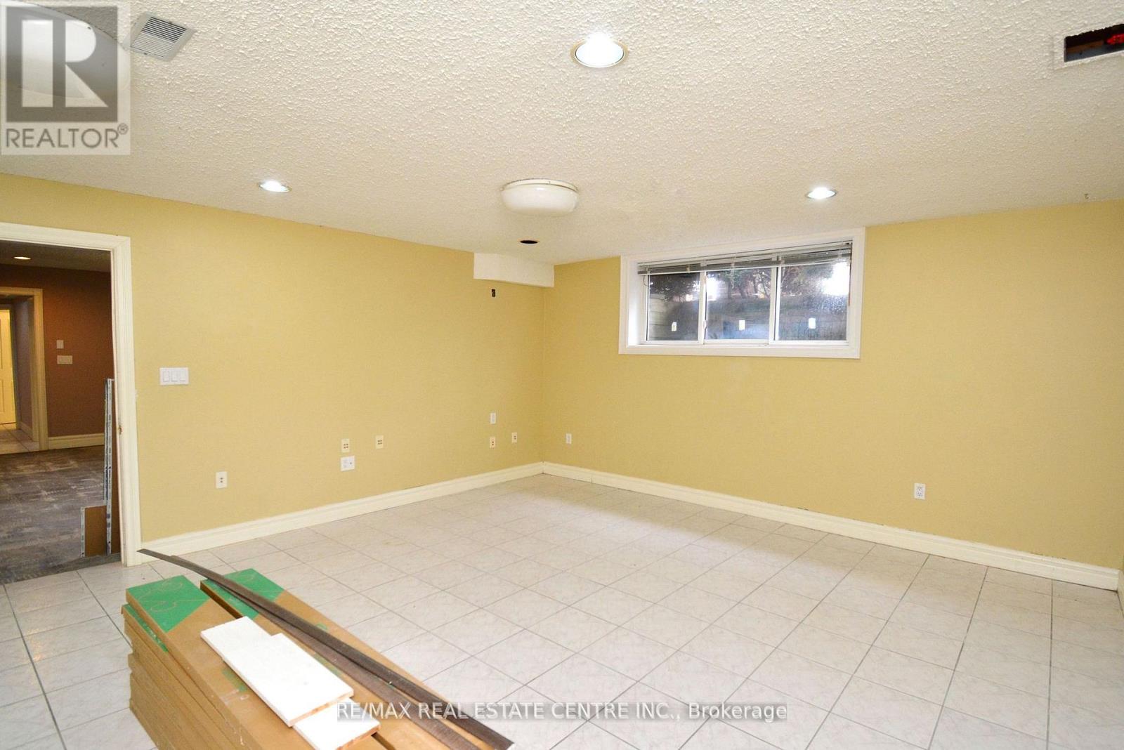 20 Crescent Hill Drive N, Brampton, Ontario L6S 1C7 - Photo 21 - W13455310