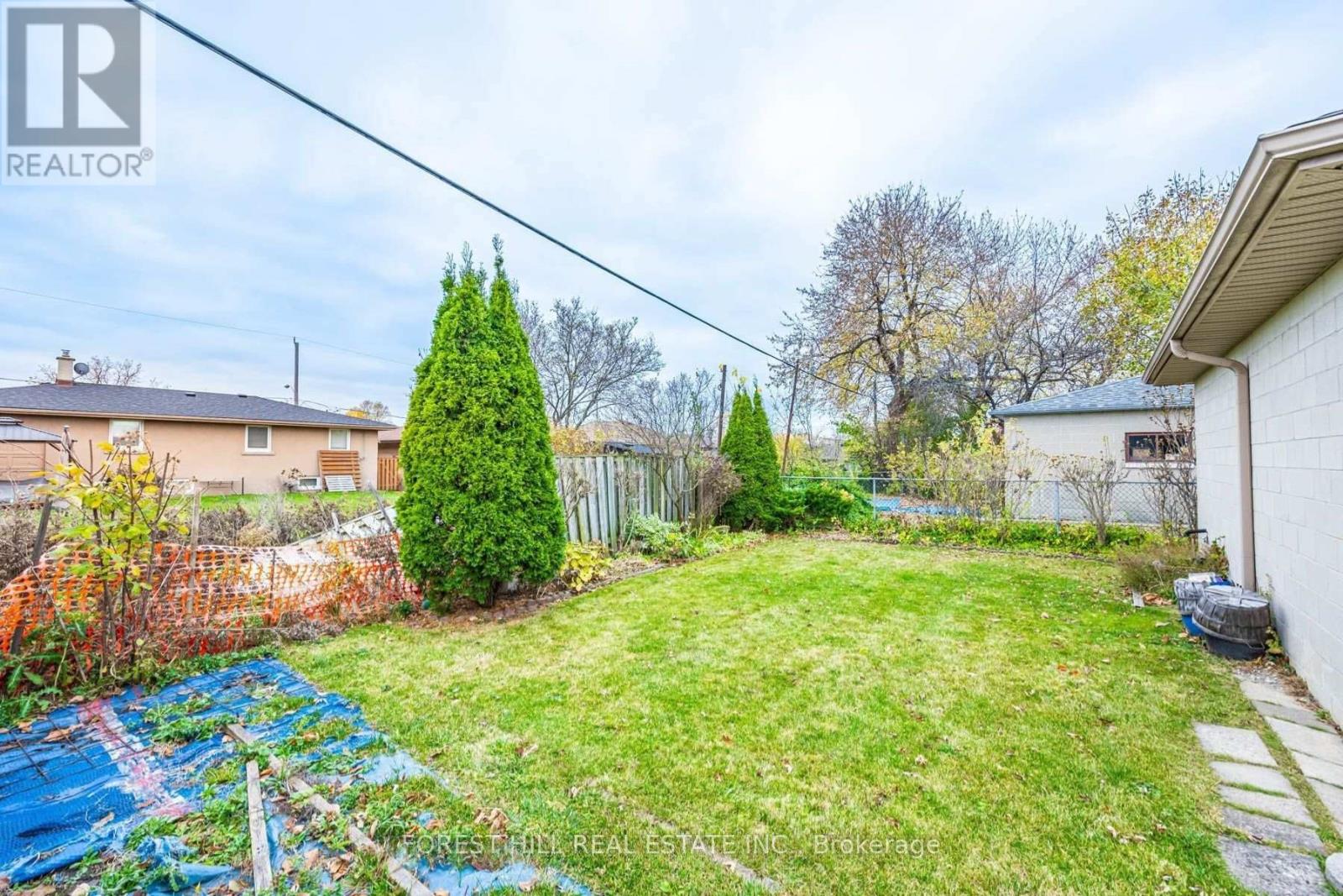 159 SPALDING ROAD Toronto (Downsview-Roding-CFB), ON M3K 1K3
