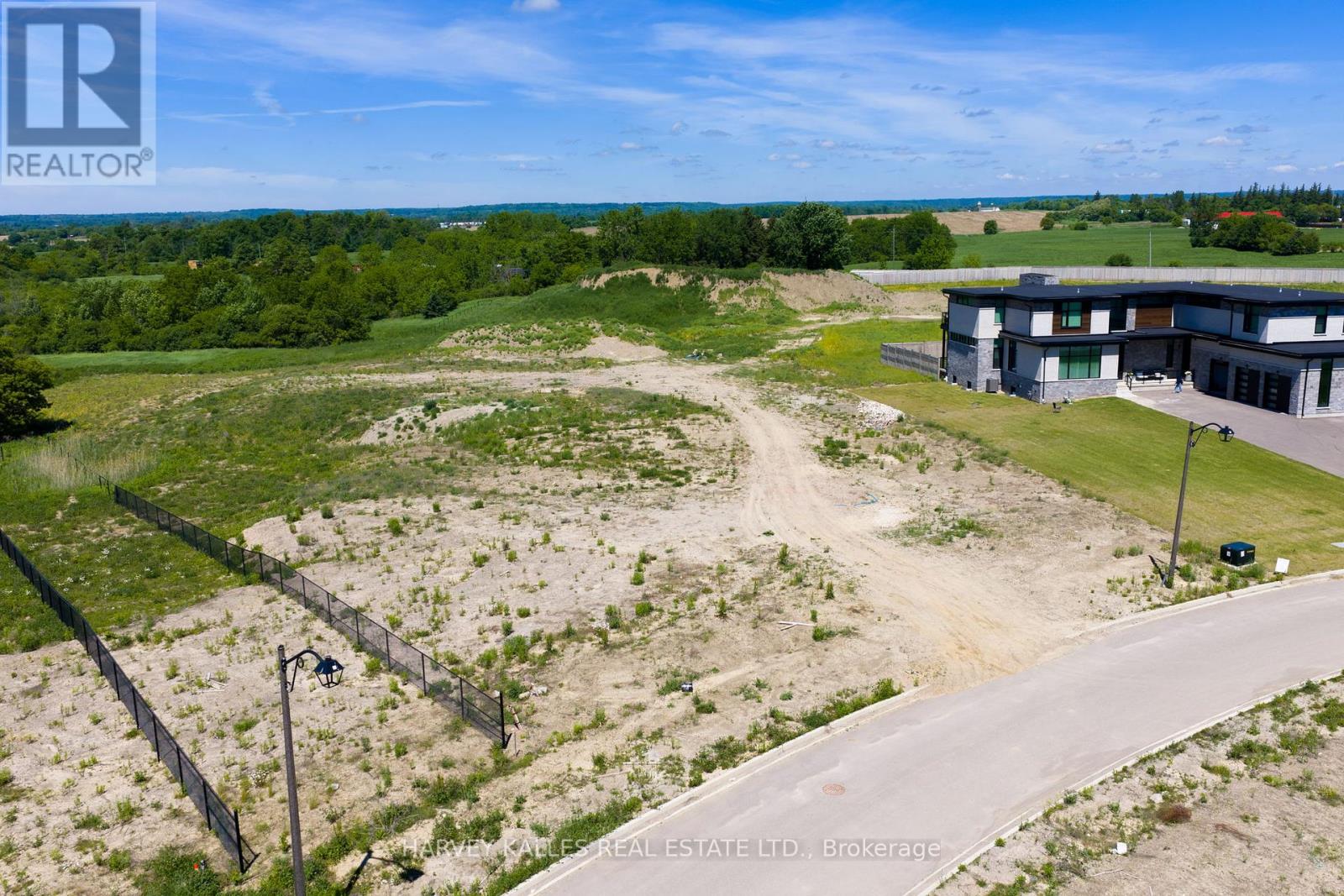 24 Sugarbush Court, Halton Hills, Ontario  L7G 4S7 - Photo 11 - W13455350