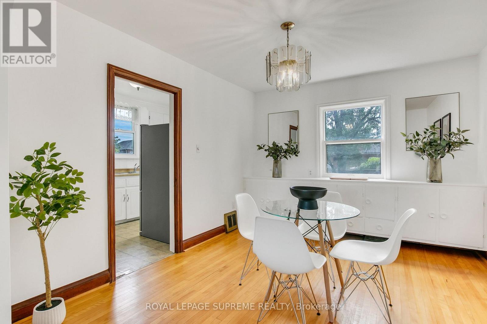 44 Yarrow Road, Toronto, Ontario  M6M 4E3 - Photo 13 - W13455360