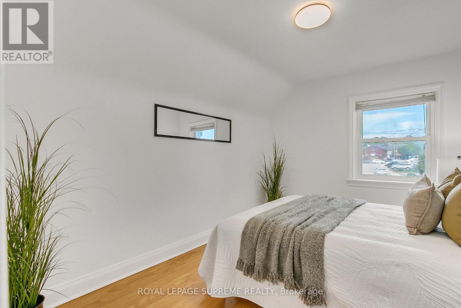44 Yarrow Road, Toronto, Ontario  M6M 4E3 - Photo 24 - W13455360