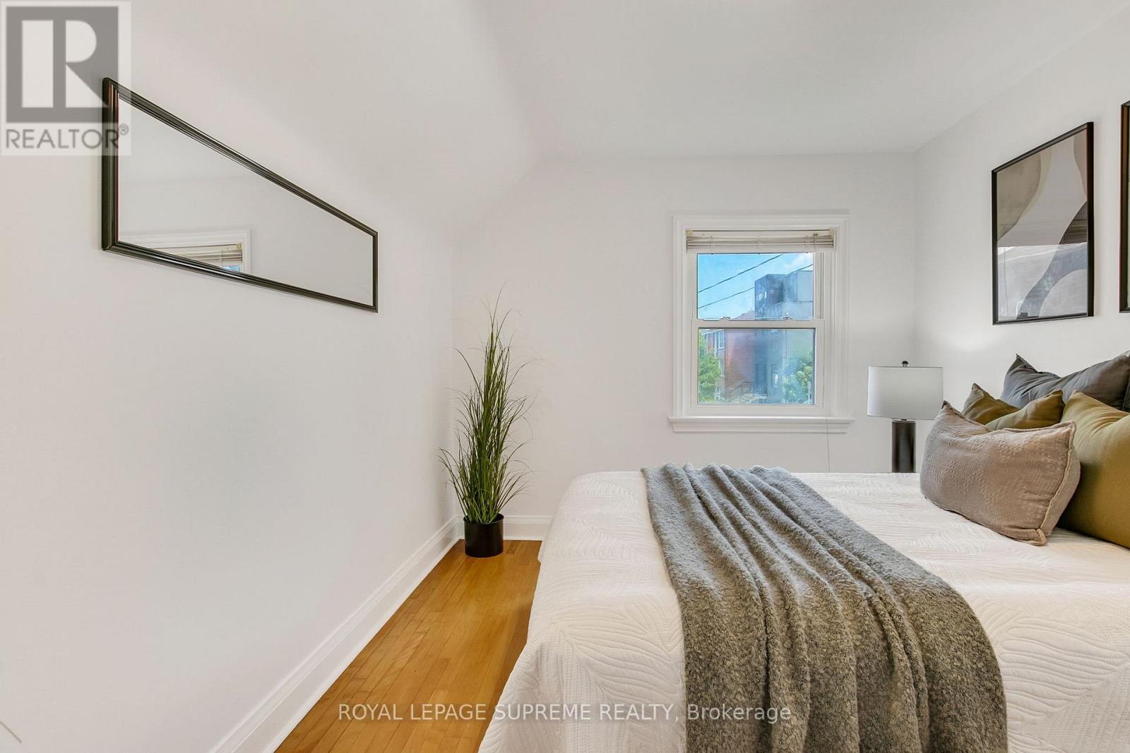 44 Yarrow Road, Toronto, Ontario  M6M 4E3 - Photo 26 - W13455360