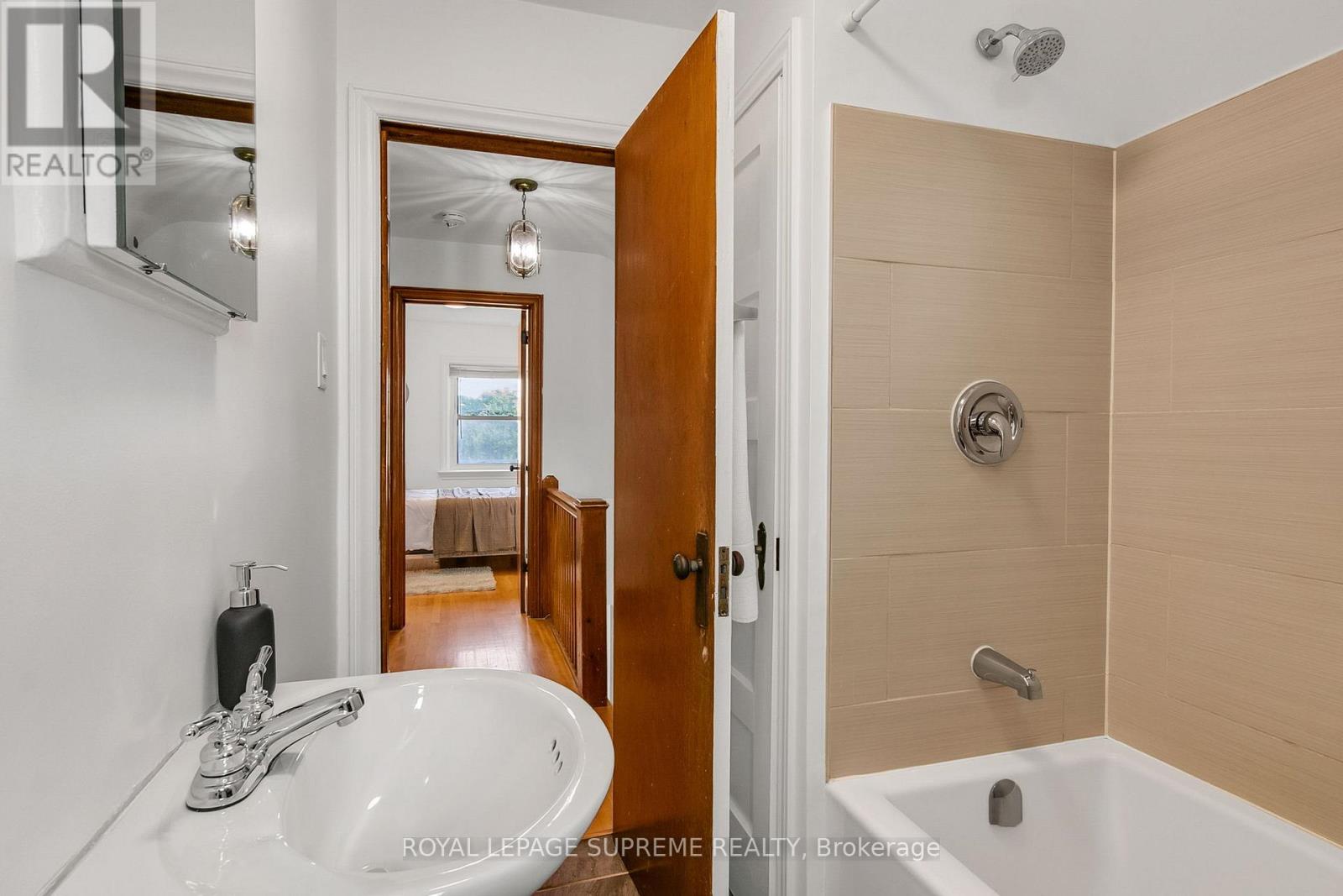 44 Yarrow Road, Toronto, Ontario  M6M 4E3 - Photo 31 - W13455360
