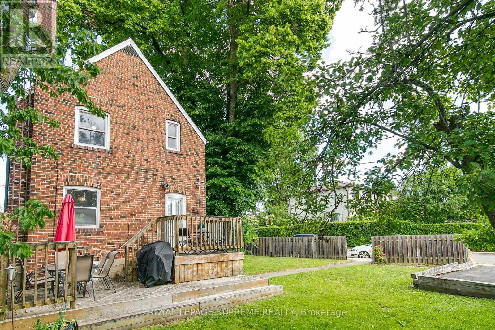 44 Yarrow Road, Toronto, Ontario  M6M 4E3 - Photo 39 - W13455360