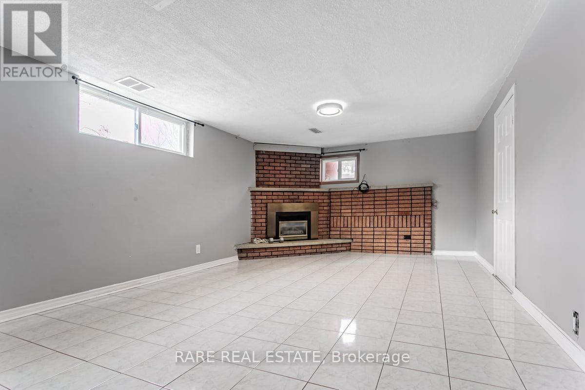 22 Bamford Crescent, Toronto, Ontario M3N 1T8 - Photo 10 - W13455402