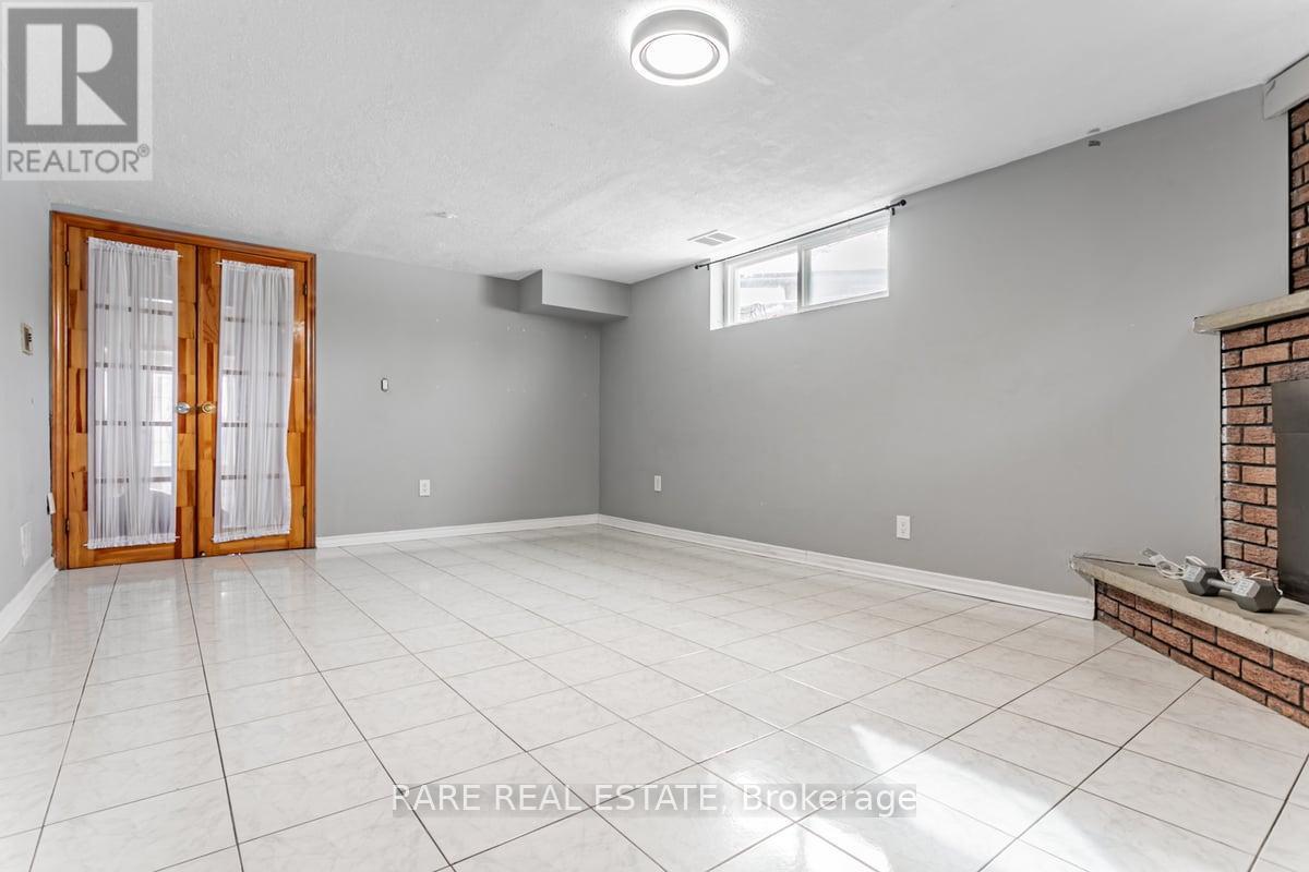 22 Bamford Crescent, Toronto, Ontario M3N 1T8 - Photo 12 - W13455402
