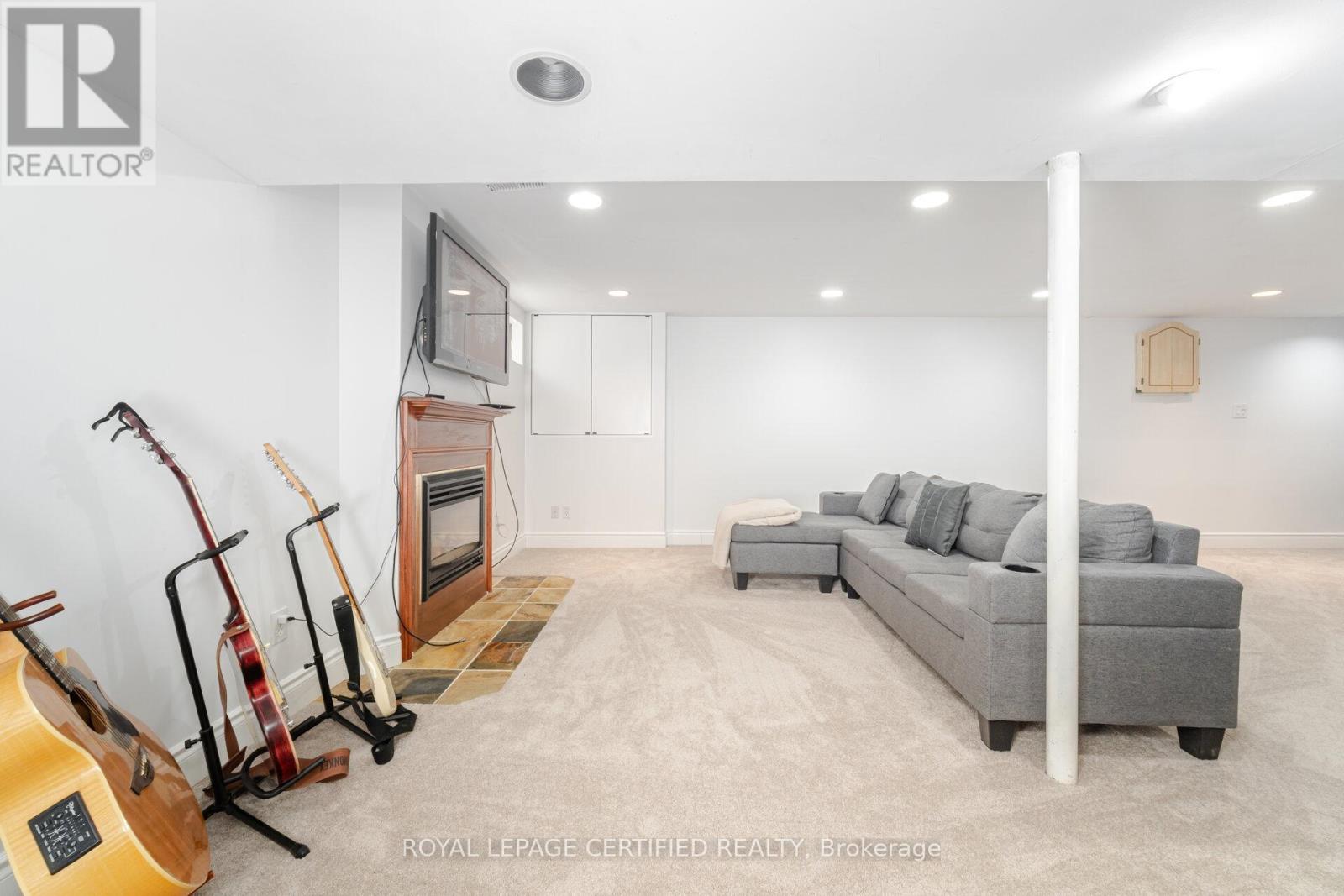 5 Stockman Crescent, Halton Hills, Ontario L7G 1J5 - Photo 37 - W13455406