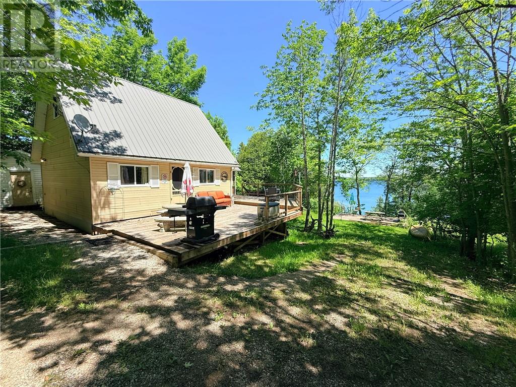 136A Zulich Drive, Kagawong, Ontario