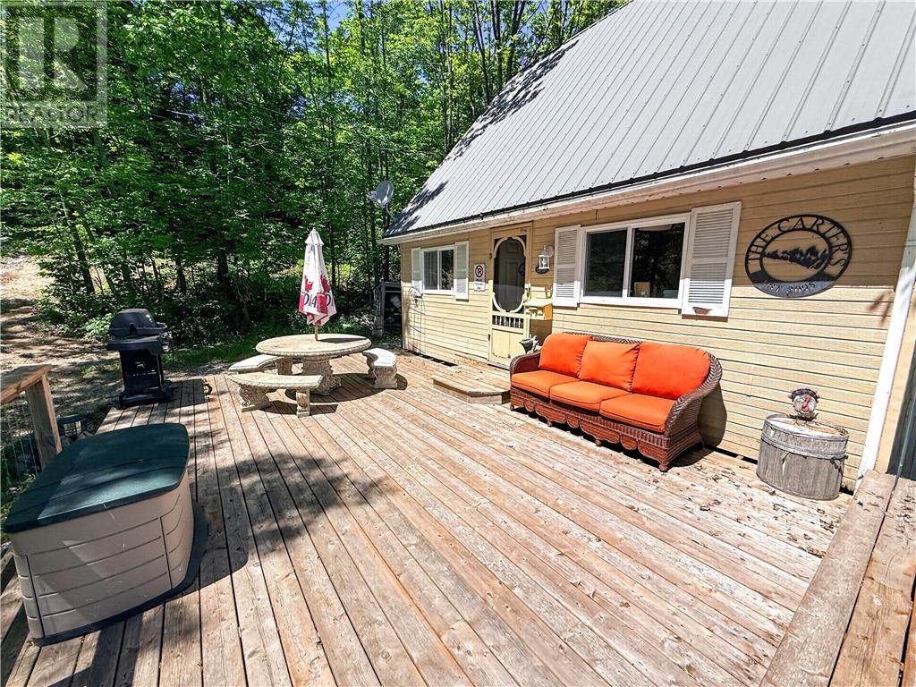 136a Zulich Drive, Kagawong, Ontario  P0P 1J0 - Photo 4 - 2128558