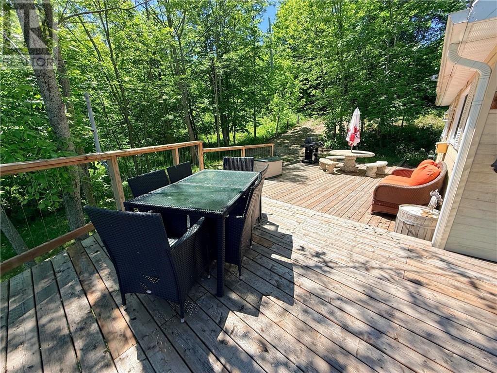 136a Zulich Drive, Kagawong, Ontario  P0P 1J0 - Photo 6 - 2128558