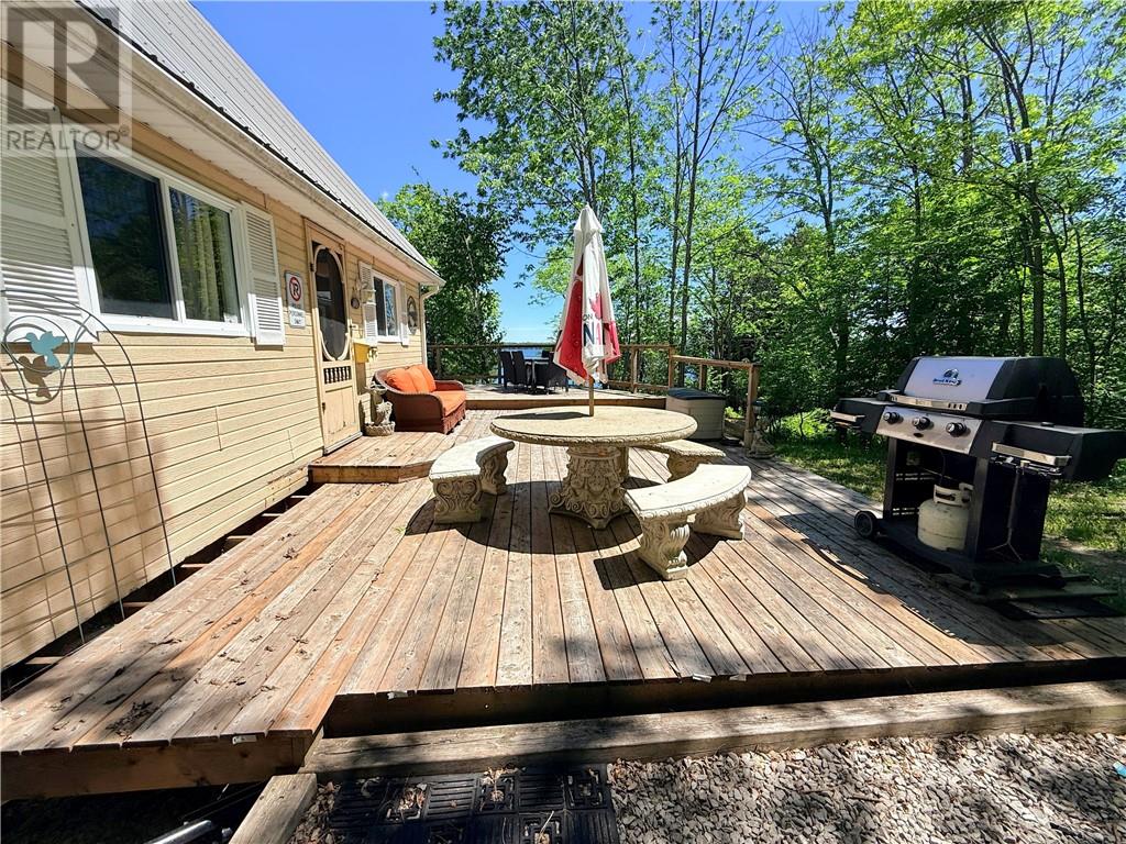 136a Zulich Drive, Kagawong, Ontario  P0P 1J0 - Photo 5 - 2128558