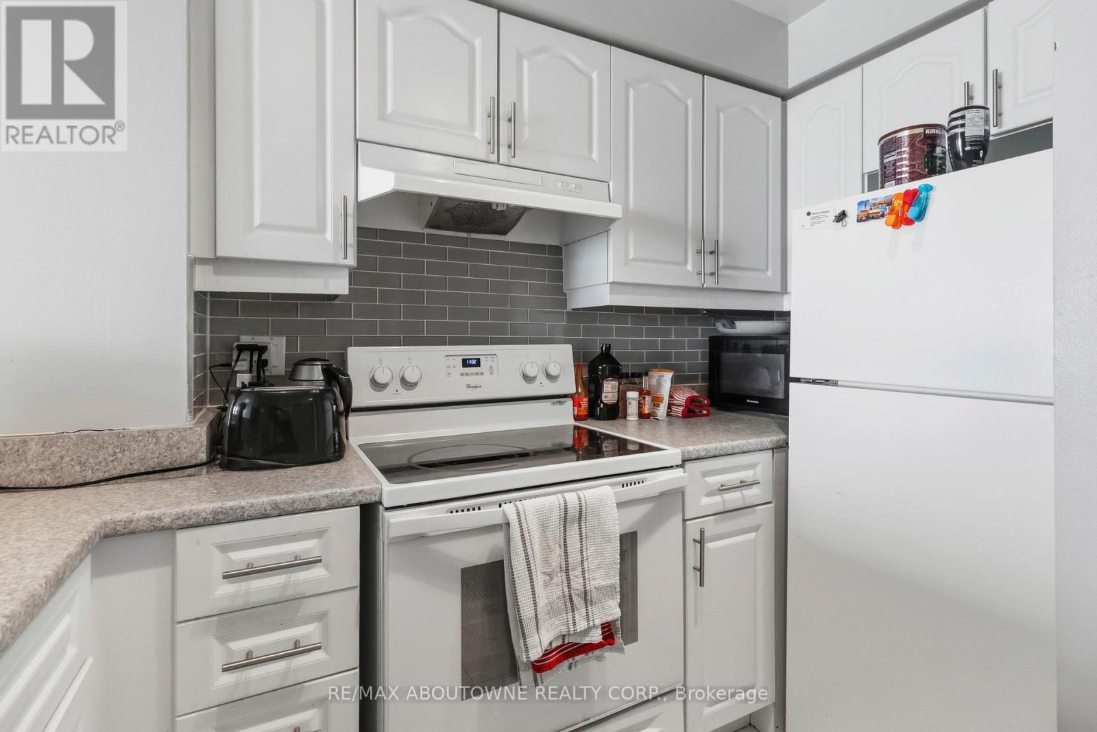 1710 - 1276 Maple Crossing Boulevard, Burlington, Ontario  L7S 2J9 - Photo 10 - W13437916
