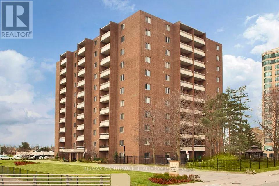1005 - 82 MILLSIDE DRIVE, Milton, Ontario