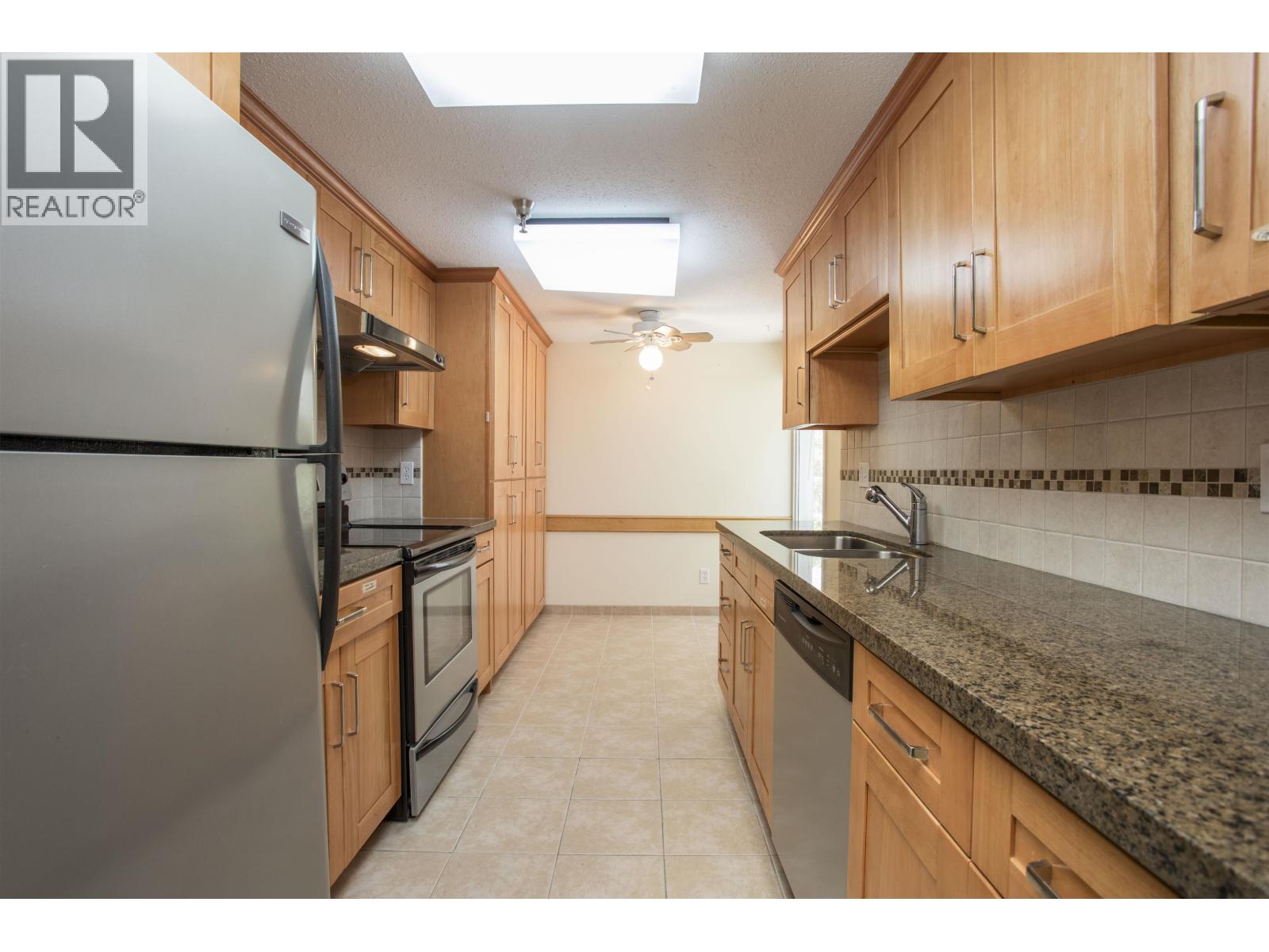 502 5733 Cambie Street, Vancouver, British Columbia  V5Z 4H2 - Photo 5 - R3136928