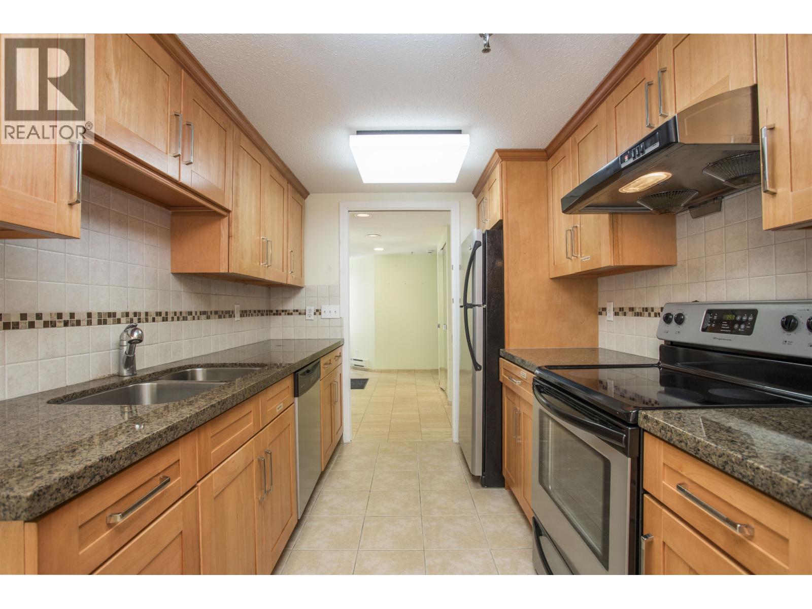 502 5733 Cambie Street, Vancouver, British Columbia  V5Z 4H2 - Photo 6 - R3136928