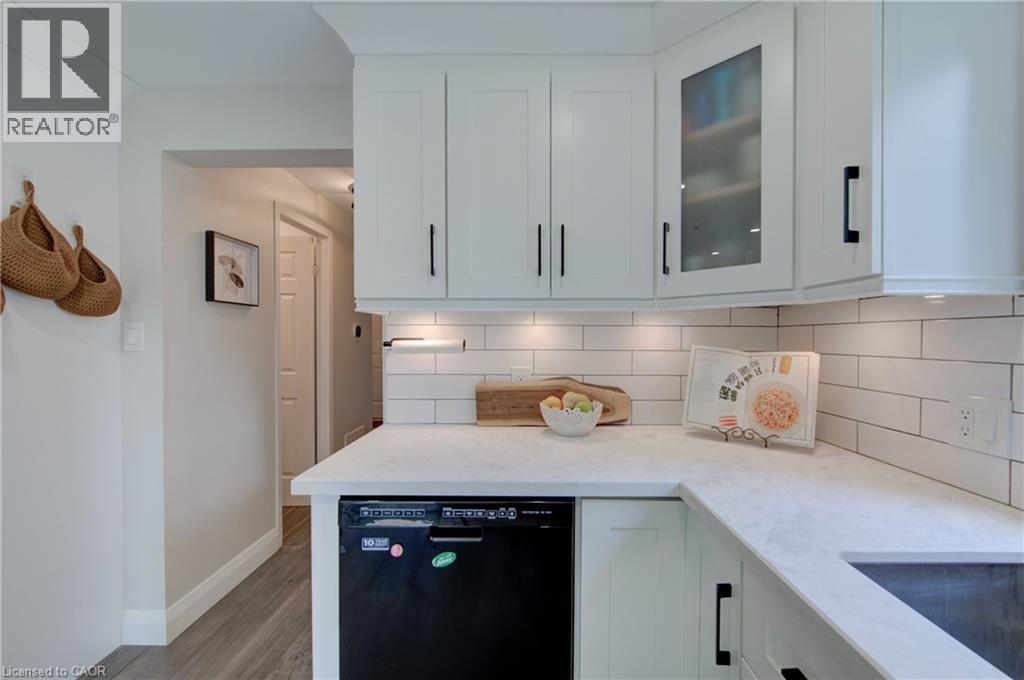 519 Westvale Drive, Waterloo, Ontario  N2T 2B2 - Photo 10 - 40837521