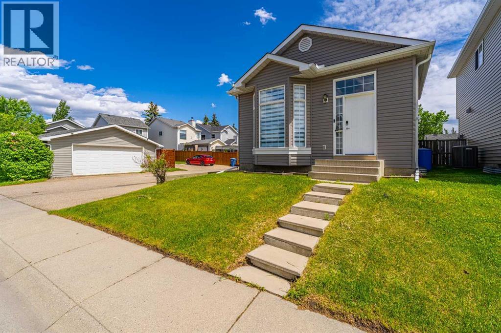 395 River Rock Circle Se, Calgary, Alberta  T2C 4B9 - Photo 3 - A2320017