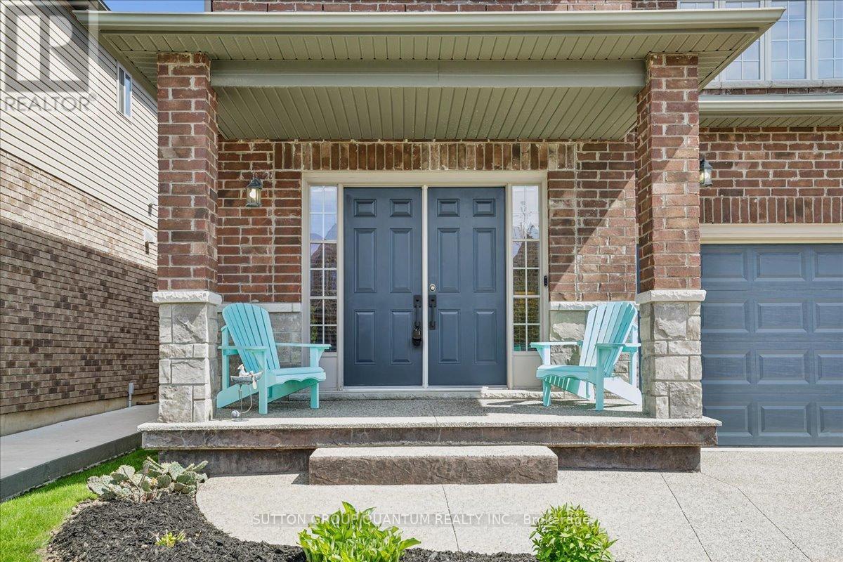 92 Garinger Crescent, Hamilton, Ontario  L0R 1C0 - Photo 3 - X13455162