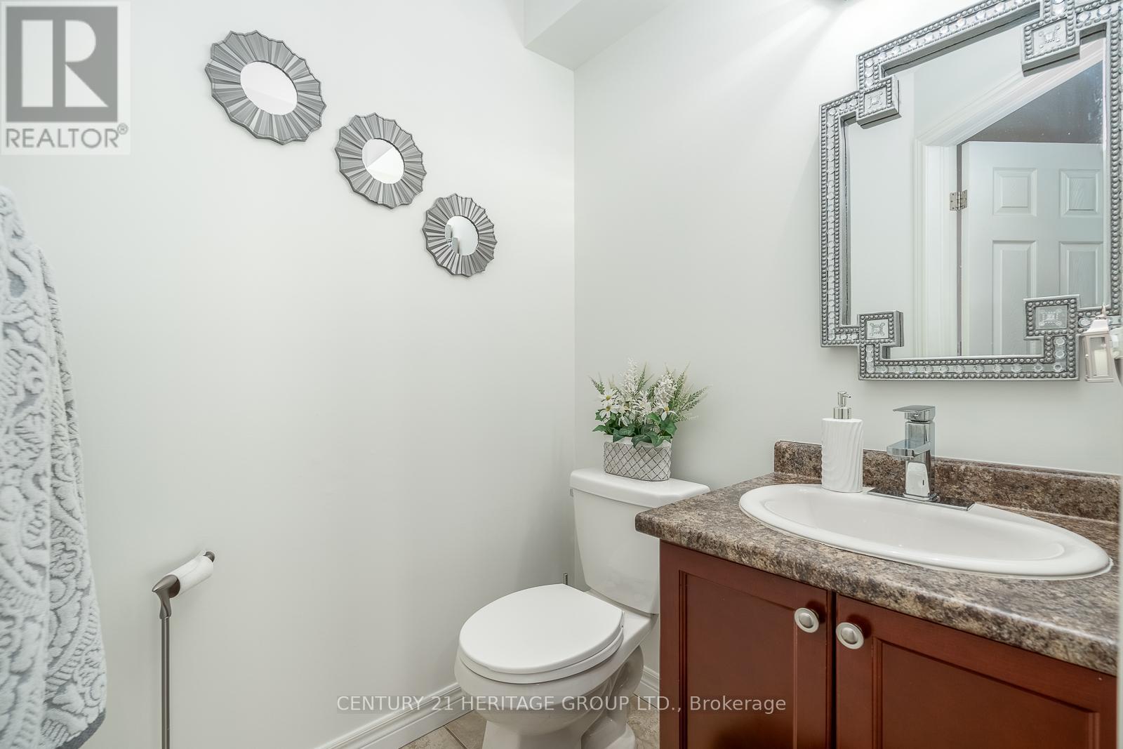 32 Hyslop Avenue, Hamilton, Ontario L0R 1P0 - Photo 12 - X13455400