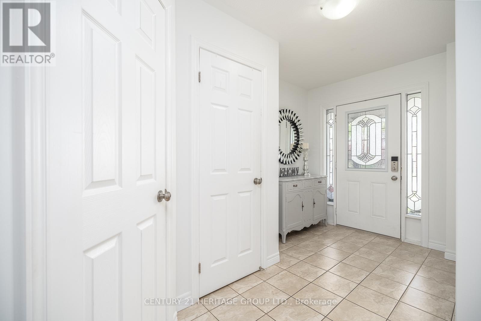 32 Hyslop Avenue, Hamilton, Ontario L0R 1P0 - Photo 3 - X13455400