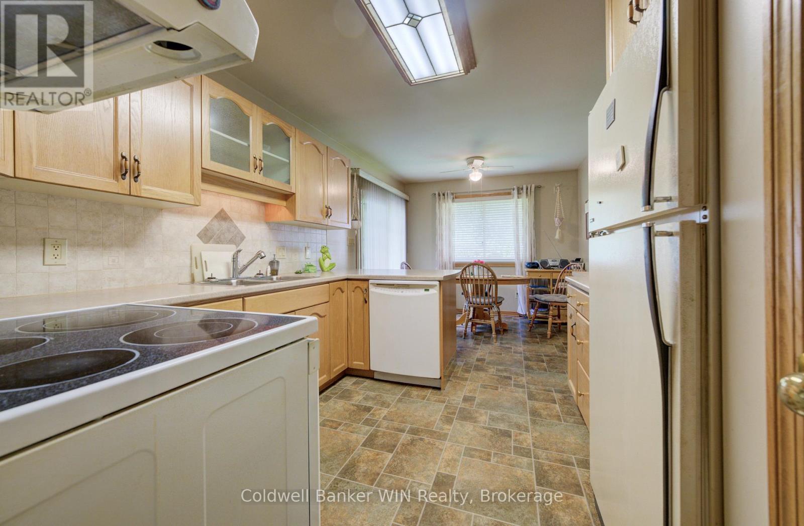 144 South Water Street, Wellington North, Ontario  N0G 2L3 - Photo 13 - X13455470