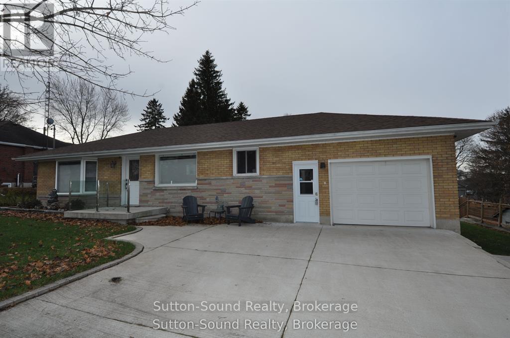 10 BROWNLEE STREET S, South Bruce, Ontario