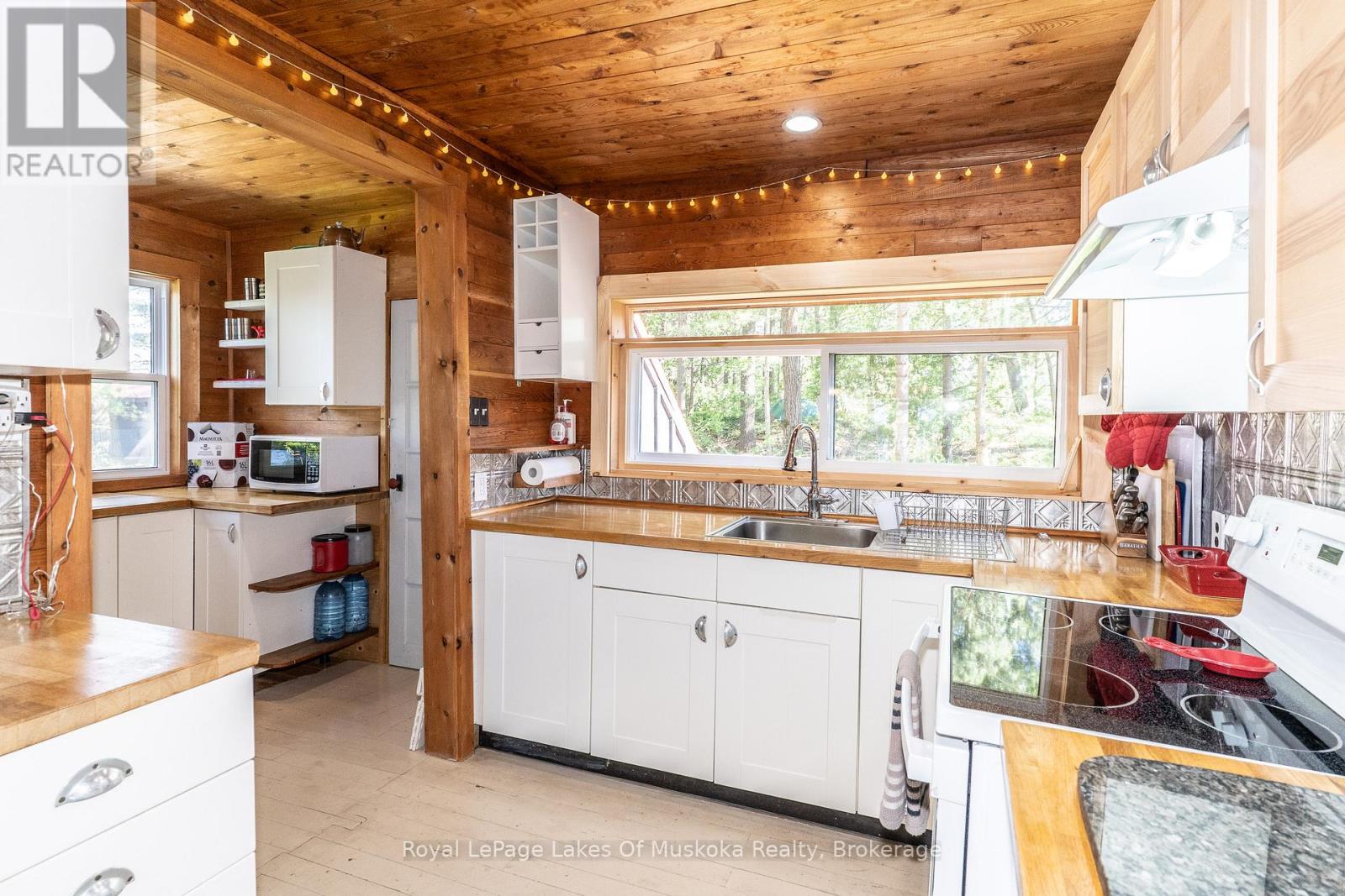 1 Island 9kl (1 Chief Island), Gravenhurst, Ontario  P0E 1G0 - Photo 10 - X13455552