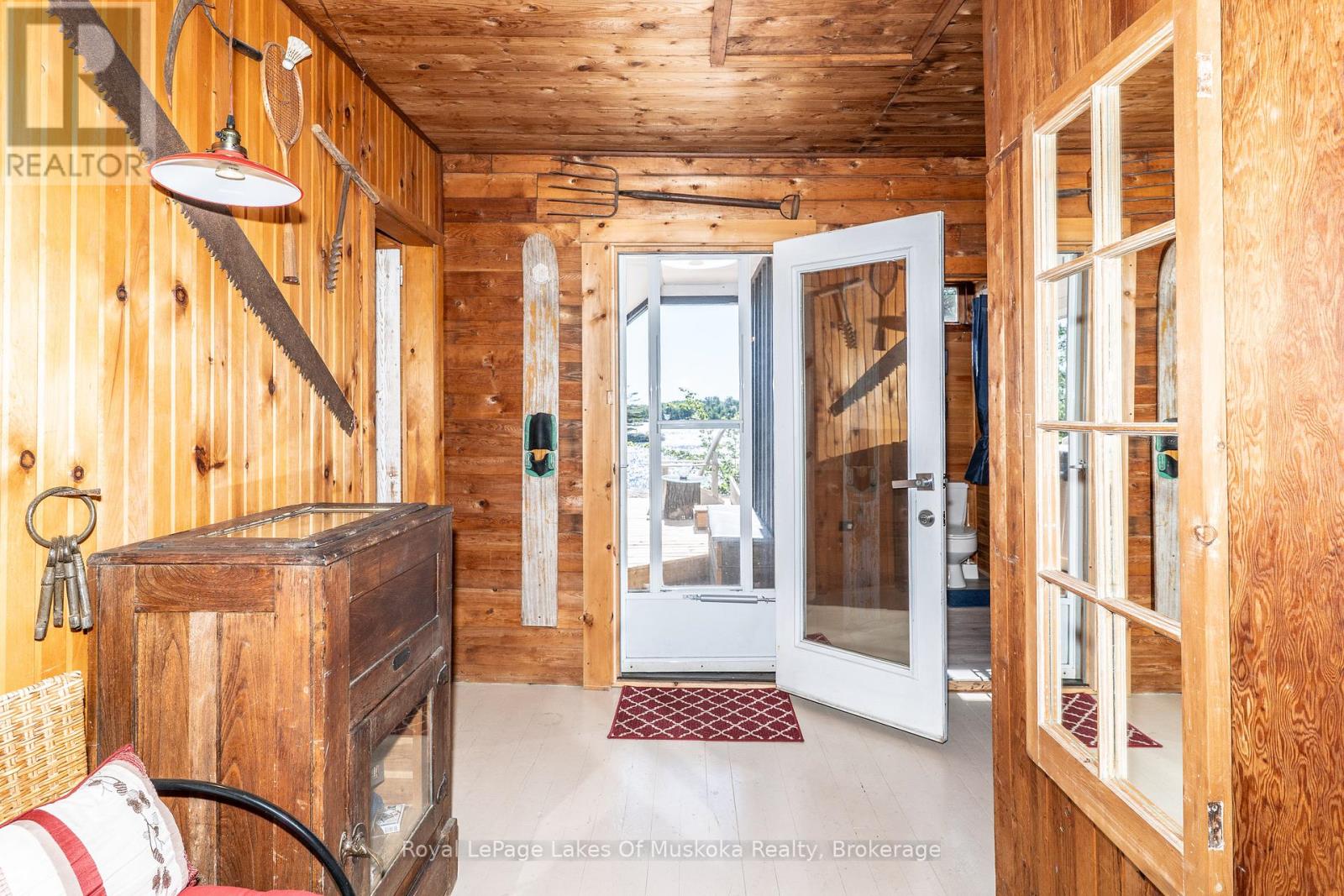1 Island 9kl (1 Chief Island), Gravenhurst, Ontario  P0E 1G0 - Photo 19 - X13455552