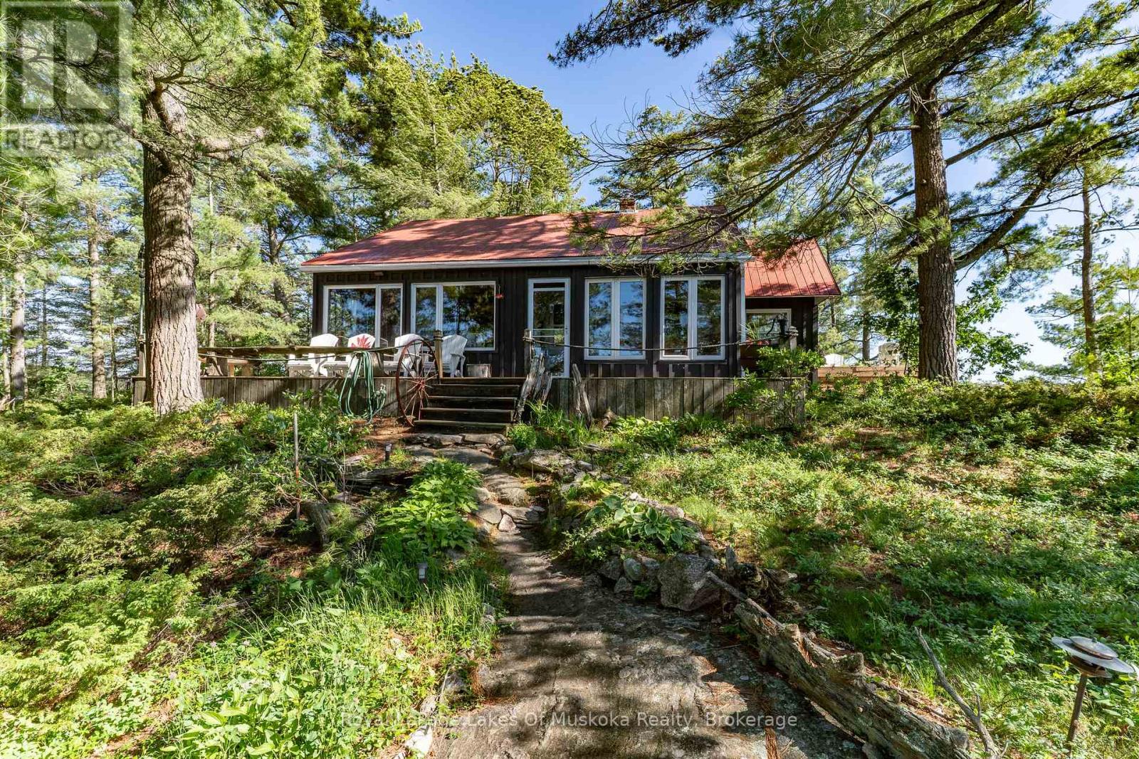 1 Island 9kl (1 Chief Island), Gravenhurst, Ontario  P0E 1G0 - Photo 38 - X13455552
