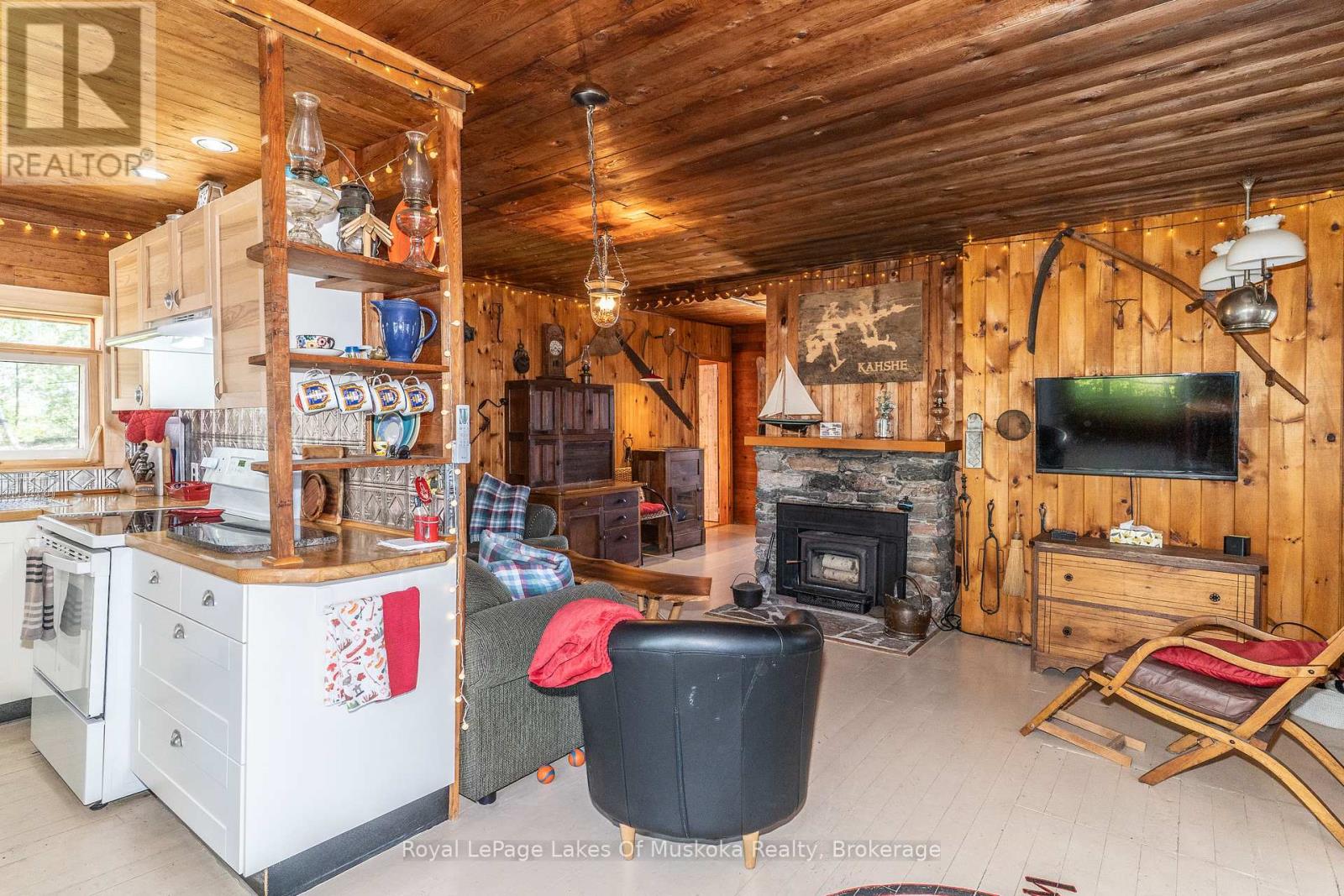 1 Island 9kl (1 Chief Island), Gravenhurst, Ontario  P0E 1G0 - Photo 9 - X13455552
