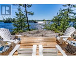 1 ISLAND 9KL (1 CHIEF ISLAND), gravenhurst (morrison), Ontario