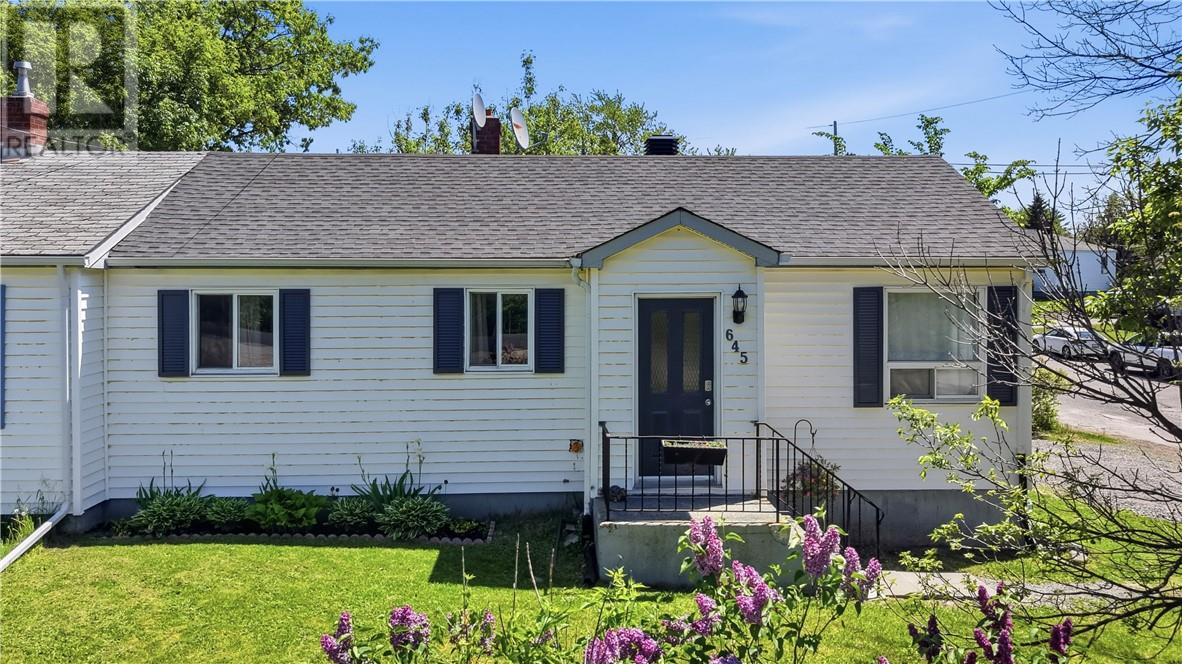 645 Main Street, Lively, Ontario