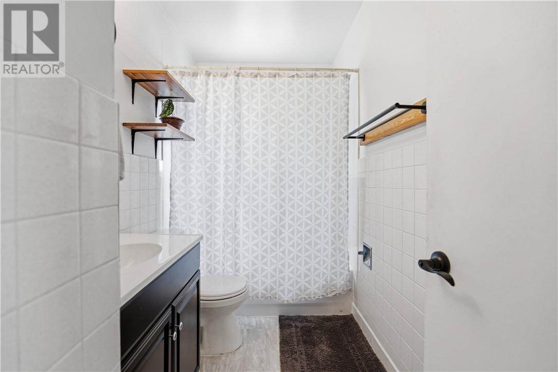 645 Main Street, Lively, Ontario  P3Y 1M6 - Photo 15 - 2128620