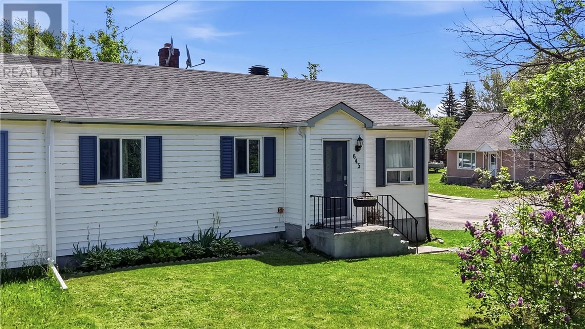 645 Main Street, Lively, Ontario  P3Y 1M6 - Photo 3 - 2128620