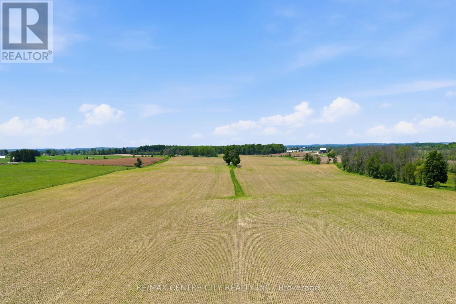17513 Grey Bruce Line, Georgian Bluffs, Ontario N0H 2N0 - Photo 13 - X13455426