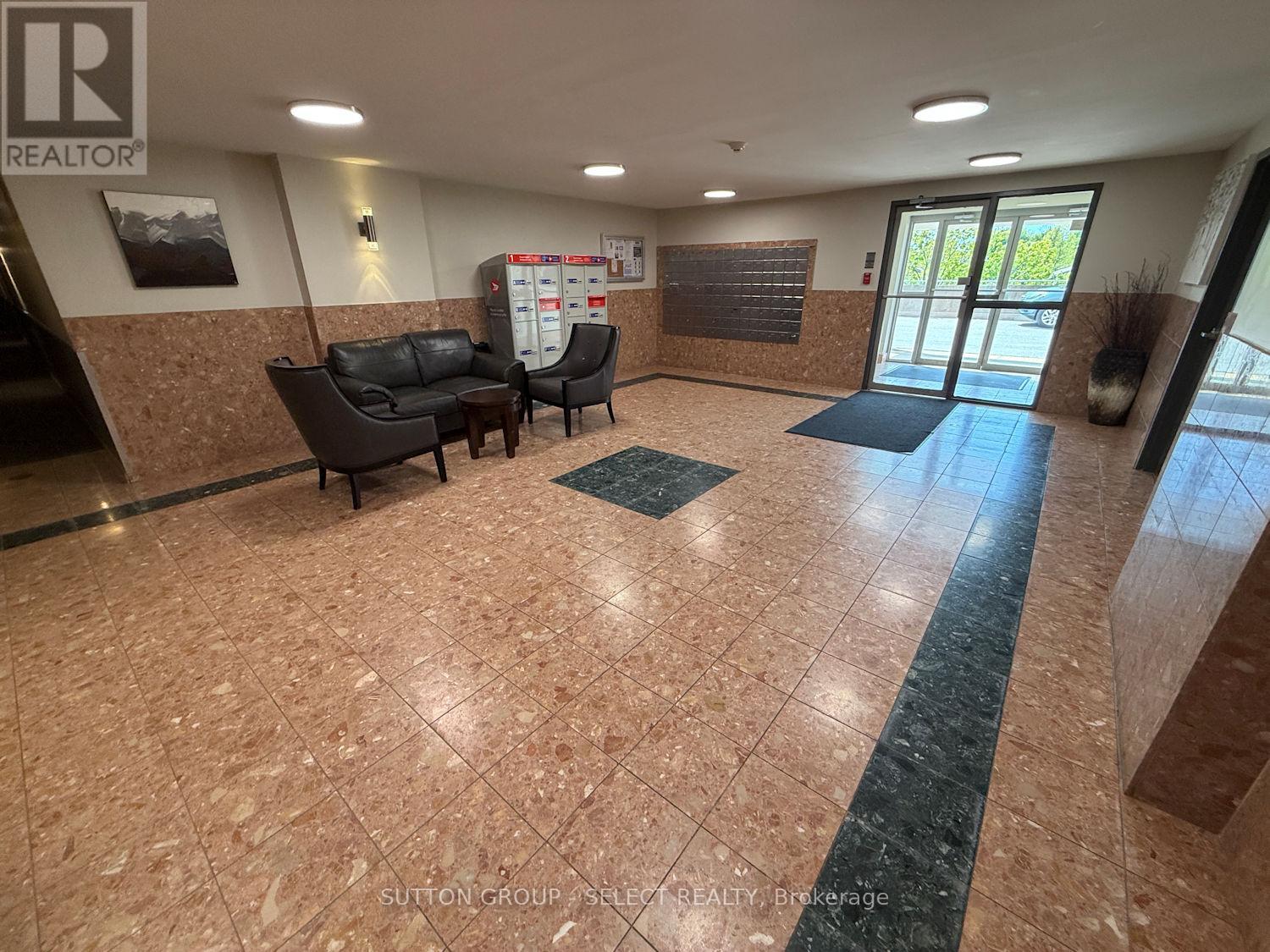 407 - 30 Chapman Court, London North, Ontario  N6G 4Y4 - Photo 5 - X13455500