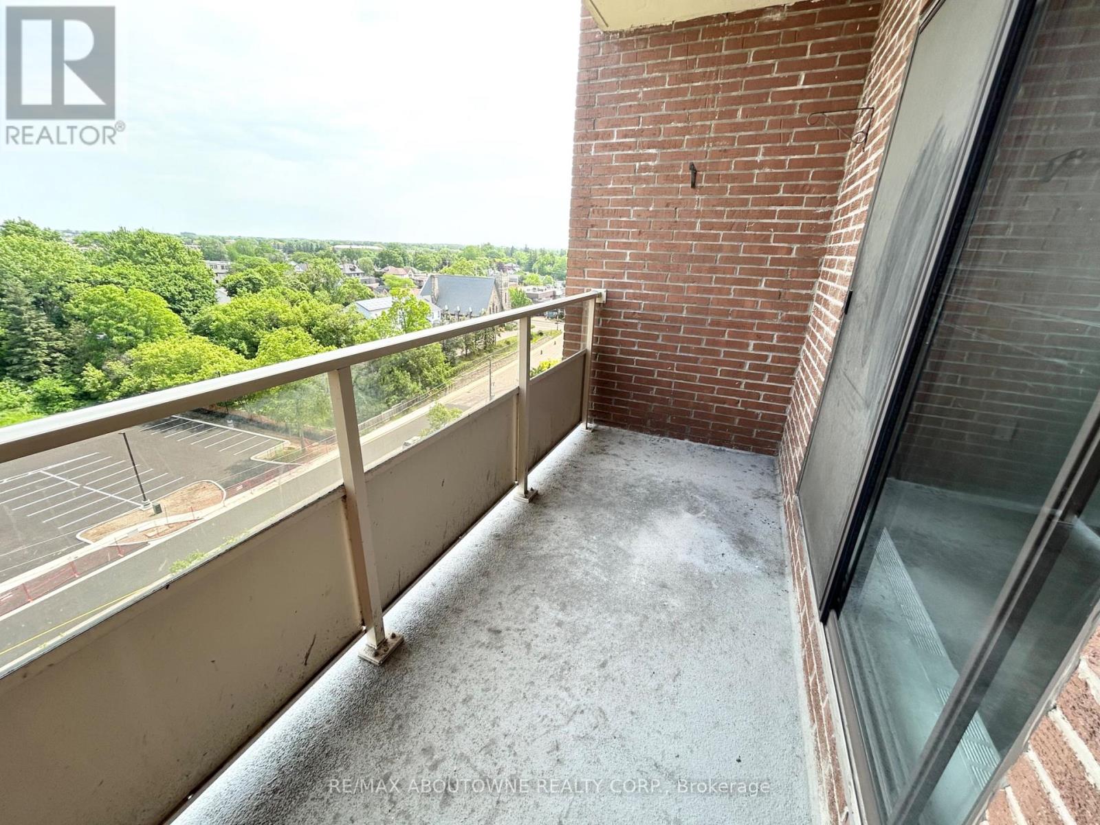 1005 - 82 Millside Drive, Milton, Ontario  L9T 4A1 - Photo 15 - W13438806
