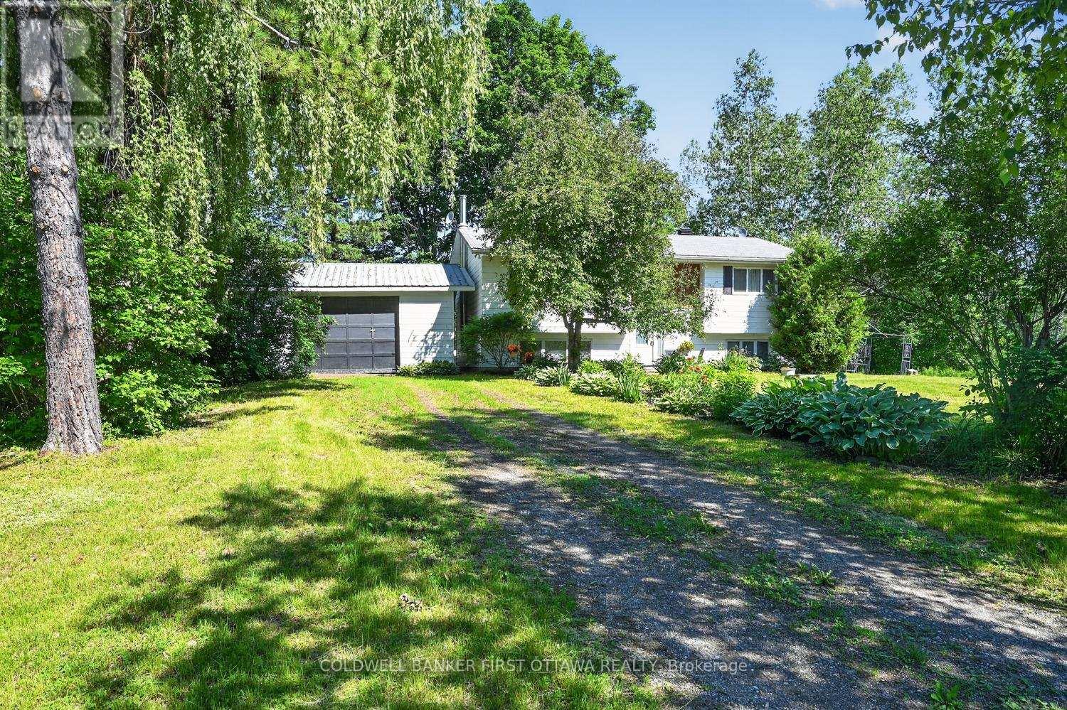 8715 Copeland Road, Ottawa, Ontario K0A 1B0 - Photo 3 - X13455458